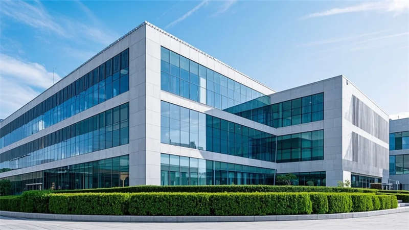 合肥辦公樓裝修設(shè)計(jì)效果圖，光影交織綠意